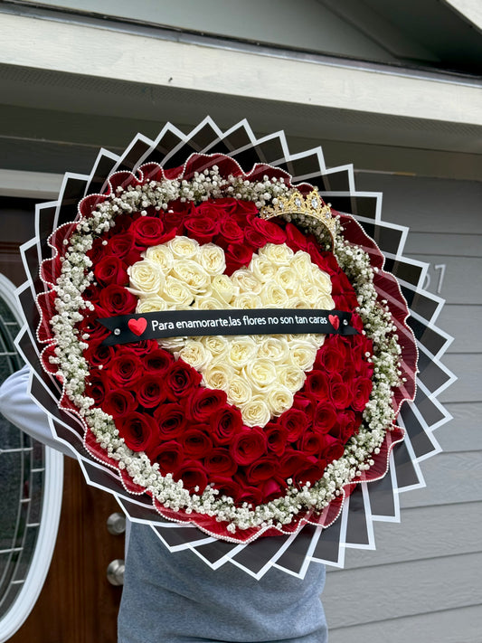 Ramo de 100 rosas en corazón ♥️ 🌹