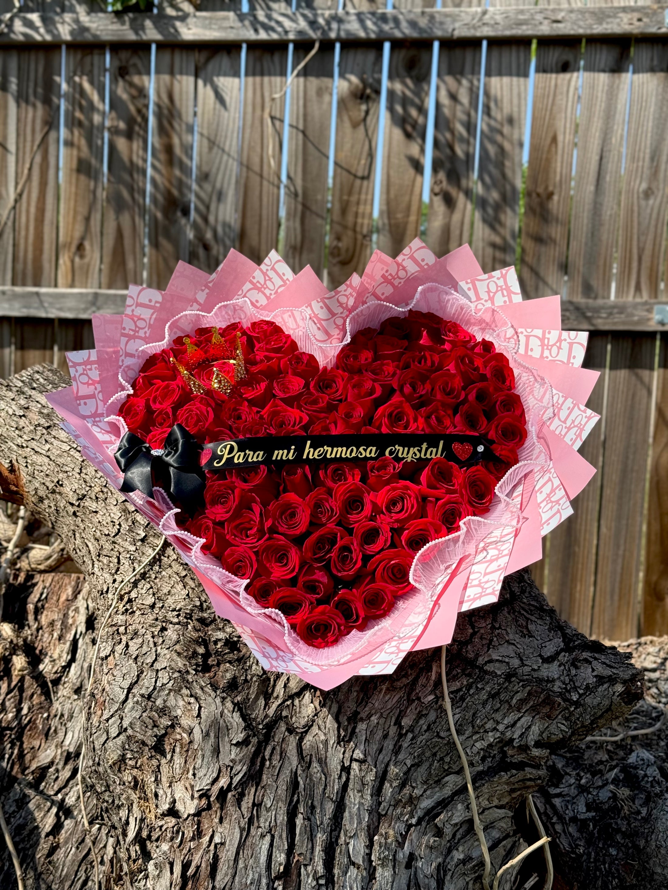Ramo de corazón 75 rosas 🌹