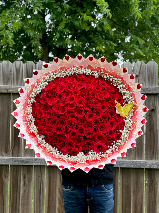 Ramo buchón de 100 rosas